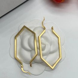 Pendiendo para mujeres Gold Stud Earring Diseñador Joyería Pendientes plateados PARAS PARA PARTIDAD PARADAS DE LA PARTIDAD HOEBS LUXURY Fashion Love Set 1