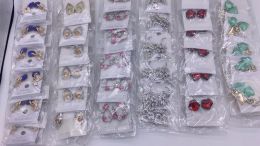 Boucles d'oreilles Freeshipping!2020 NOUVELLES SYES FOIRE MOTULES MILLES MODEURES 100 PAIR