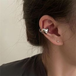 Boucles d'oreilles 2022 Nouveau coeur coréen Clip coeur sur boucles d'oreilles pour femmes Simple No Piercing Silver Color Ear Mouilleur Bijoux esthétique