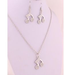 Boucles d'oreilles et collier Musique Music Musical Note Symboles parsemées de bijoux en cristal clair brillant Set7635854