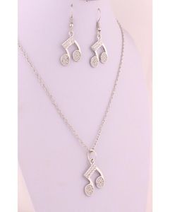 Oorbellen en kettingmuziekmuzieknotities symbolen bezaaid met glanzende helder kristal charme hangende sieraden set2809802