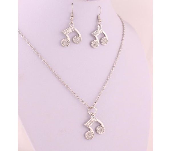 Pendientes y collares Música Music Símbolos tachonados con un conjunto de joyas de joyas de cristal claras brillantes 5140746