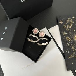 Oorbellen boetiek 18K vergulde oorbellen merkontwerper roze sieraden set met schattige meisje oorbellen hoogwaardige diamant mode hoogwaardige mini-oorbellen