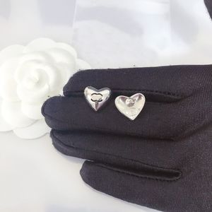 Boucles d'oreilles Charm Boucles d'oreilles en bronze Rétro Designer Clous d'oreilles Femmes Fête Mariage Ne se décolore pas Cadeau d'anniversaire Marque Classique Strass Européen Américain Comme Un Charme