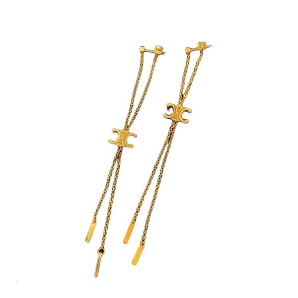 Pendientes CLNE Diseñador Moda de lujo Mujer Pendientes de borla de estilo largo Pendientes de oro de estilo premium con sentido de diseño pequeño de lujo ligero para mujer