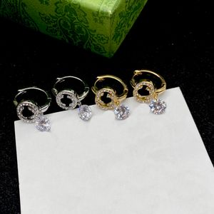 Boucles d'oreilles de boucles d'oreilles 18 carats en or et argentés avec des boucles d'oreilles de pendentif en diamant bijoux esthétique pour femmes