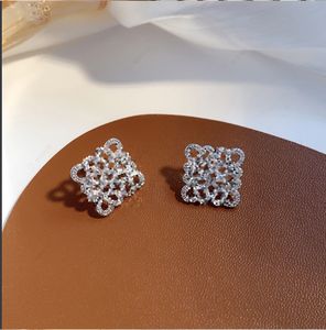 Oorbellen Designer Voor Vrouwen 18K Verguld Vierkant Stud Brand Design Met Doos Strass Zirkoon Uitgesneden Oorbel Feest Bruiloften Sieraden Leuk Cadeau