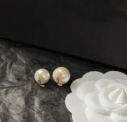 Boucles concepteur pour femmes oreille étal