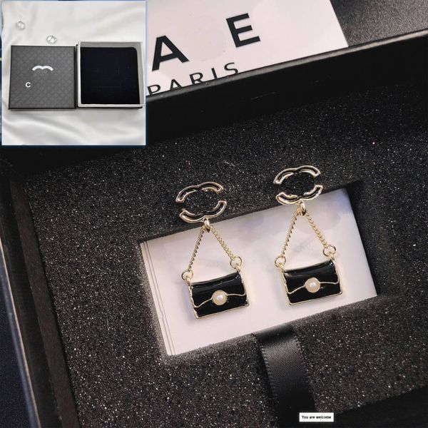 Boucles d'oreilles Stud Noir Luxe Sac Charme Boucles D'oreilles Nouveau Designer Bijoux Design Classique Femmes Boucles D'oreilles avec Boîte De Mode Amour Cadeau Bijoux Boucles D'oreilles