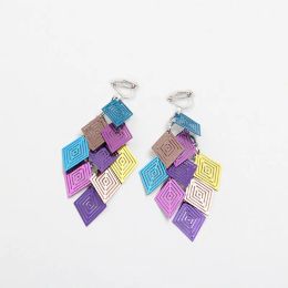 Boucles d'oreilles jiofree longs multicouches de feuilles de rhombus de feuilles sur les boucles d'oreilles sans perçage pour les femmes qui merèdent le luxe à l'oreille de luxe