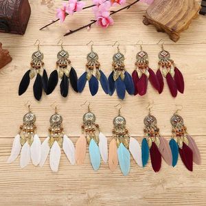 Boucles d'oreilles Longues boucles d'oreilles en plumes pour les femmes Boucles d'oreilles à feuilles d'oreilles Bohemian Bohemian Boho Feuille de style moderne