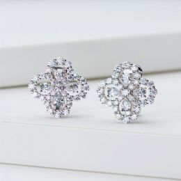 Boucles d'oreilles Luomansi Moissanite Petal Ear Clip passe Diamond Test Première commande 10 Solid S925 Silver Jewelry Women's Wedding Party Gift