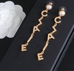 Oorbellen luxe vergulde oorbellen merkontwerper hoogwaardige sieradenletter lange ketting oorbellen ontworpen met dozen en prachtige geschenken voor charmante meisjes