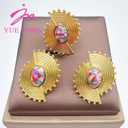 Oorbellen ketting 18k gouden kleur oorbel ringen sets voor vrouwen gekleurde stenen marmeren hanger persoonlijkheid Dubai mode sieraden accessoire dagelijkse slijtage 230820