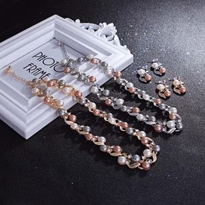 Oorbellen Ketting 2 stks / set Verstelbare verlengingsketen Set Oorstuds Faux Pearl Bridal Jewelry Accessoire