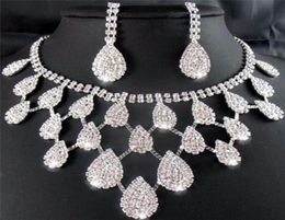 Collier de boucles d'oreilles Crystal Drop Neclace Righestone Wedding Bridal Jewelry Set Fashion6310881