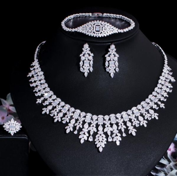 Collier de boucles d'oreilles CWWZIRCONS 4 PCS Tassel Drop Cumbic Zirconia Big Wedding Banquet Dubai White Gold Bridal Party Costume Bijoux 8285121