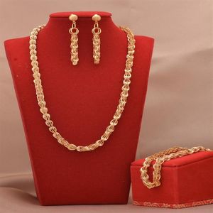 Boucles d'oreilles Collier Dubai Ensembles de bijoux plaqué or 24 carats Cadeaux de mariage africains de luxe Bracelet de mariée Bague Ensemble de bijoux pour femmes308b