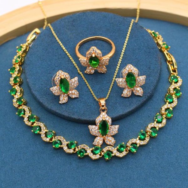 Collier de boucles d'oreilles Green White Zirconia Gold plaqué de bijoux pour femmes Bracelet Boîte de pote