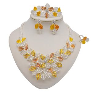Boucles d'oreilles collier bijoux ensembles fleur forme Long Bracelet Dubai or ensemble pour les femmes de mariage bague de mariée