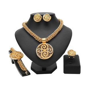 Boucles d'oreilles collier Longqu Dubai or ensembles de bijoux de mariée femme nigériane ensemble d'accessoires mode 2021 Design en gros