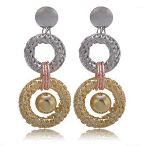 Fabricantes de collares y aretes que venden ruedas colgantes de tres colores Dos accesorios de joyería fina coreana con temperamento a la moda