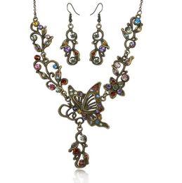Collier de fleurs d'amour papillon, Vintage, diamants, tempérament exquis, fleur de papillon, ensemble de boucles d'oreilles pour mariée