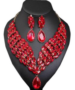 Oorbellen Ketting Rode Kristallen Sieraden Set Verklaring Strass Hanger Sets Nigeriaanse Afrikaanse Choker Vrouwen Bruids Bruiloft Party9572322