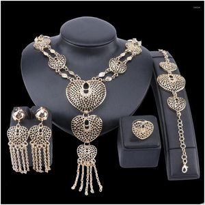 Collier de boucles d'oreilles Ensemble de gros luxe nigériane nigériane en forme de coeur creux Dubai Gold Bijoux africain Drop Livraison S Dhgarden Dhmkn