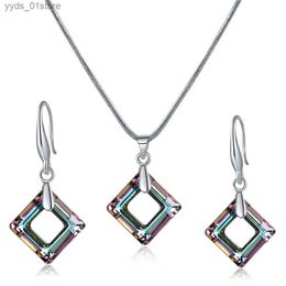 Oorbellen Ketting Vierkante Ring Stenen Sieradensets Echt kristal uit Oostenrijk Zilverkleurige hangerketting Dangle Oorbellen voor dames Accessoires L240323