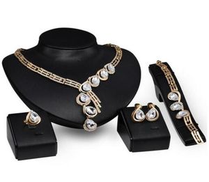 Collier de boucles d'oreilles entier 2021 Exquis Dubaï Jewelry Set Luxury Gold Couleur Big Nigerian Wedding African Beads Costume Design7191562