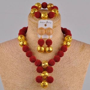 Boucles d'oreilles collier vin Costume ensemble de bijoux africains perle simulée ensembles de mariage nigérian ZZ05 boucles d'oreilles