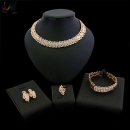 Oorbellen ketting Yulaili 2021 mode zinklegering goud kleur dames kostuum sieraden sets met prijs online
