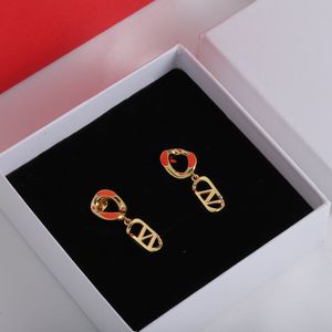 Boucles d'oreilles Boucles d'oreilles Boucles d'oreilles en acier inoxydable Designer pour femmes Lettre V Pendentif Boucle d'oreille Bijoux de mode Accessoires