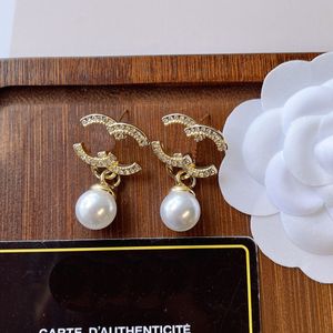 Boucles d'oreilles Femme Stamp Diamond Boucles d'oreilles Charme Luxury Round Perle Oreille de luxe Bijoux de luxe ACCESSOIRES DE MARQUE