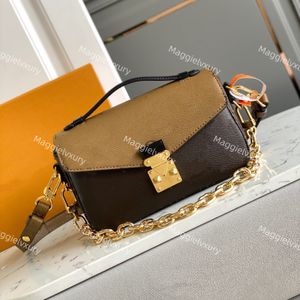 East West Crossbody Tas Dames Korte versie Schoudertassen met ketting Klassiek gecoat canvas met duurzaam metaal