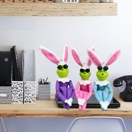 Muñecas para fiesta de Pascua, decoración de escritorio, conejito, elfo, estatuilla con gafas, conejo, regalos para niños