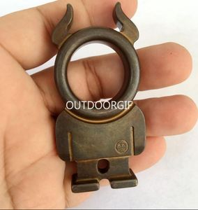 EDC Key Chain Ring Brass Tactical Self Defense Survival Opener Tools Family Car Multisport SHJ17823760