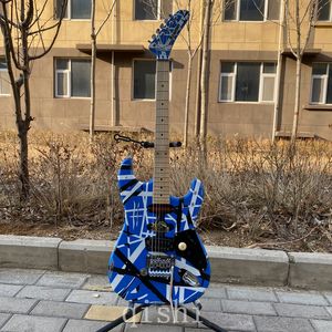 Eddie Van Halen Heavy Relic elektrische gitaar/blauwe body/versierd met zwart-witte strepen Gratis verzending