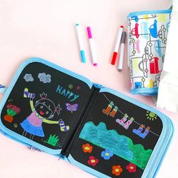 Jouet éducatif Effrayable doodle livre pour enfants jouet réutilisable des coussinets à dessin aquarelle stylos écrivant des livres de coloriage pour enfants 240510