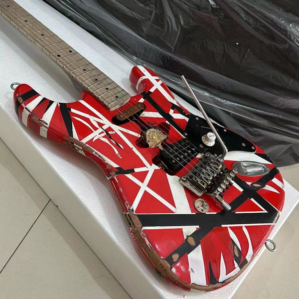 Edward Eddie Van Halen Relic Heavy Red Franken Guitar Guitare Black Blanc Blanc, St Forme Maple Necl, Alder Body Floyd Rose Tremolo Brocking Nut