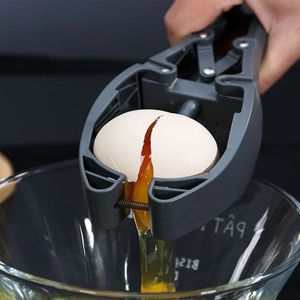 Œuf de séparateur de blanc d'oeuf Ouvre-œufs d'oeuf d'oeuf Ouvre-ouvertures manuelle outil de cuisine de peluling pour le restaurant de cuisine ménagers