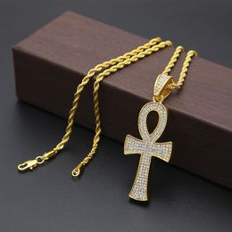Ägyptischer Kreuz-Anhänger voller CZ-Kristall Bling Out Gold versilbert Halskette Schmuck mit 3 mm 24 Zoll Kuba-Kette lbd2175