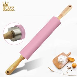 EHZ Rolling Pin 18.9 Inch Rvs Siliconen Roller Wiel Brood Toast Pizza Dough Bakken Non-Stick Solid Wood Hendel Roze 211008