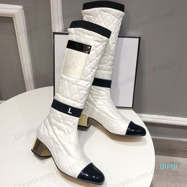 Bottes hautes de soie ￩lastique Talage haut talon 5cm Slip on Tube Hauteur 36cm Designer Fashion Fashion Snow Boot Luxury Marques Casual Chores Black White