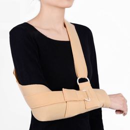 Elleboogbescherming onderarm sling gemakkelijk om gebroken bovenste ledematen en armen te immobiliseren met zelfs krachtsportveiligheid