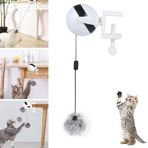 Elektrisch kattenspeelgoed Automatische liftbal interactieve puzzel Smart Pet Feather S S Supply 220510