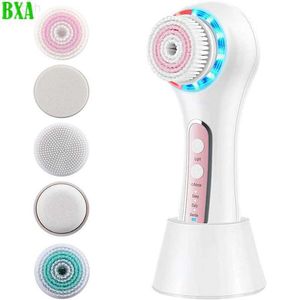 Épurateurs électriques pour le visage Brosse nettoyante pour le visage rechargeable avec 5 têtes de brosse Brosse rotative pour le visage pour un massage exfoliant et un nettoyage en profondeur L230920