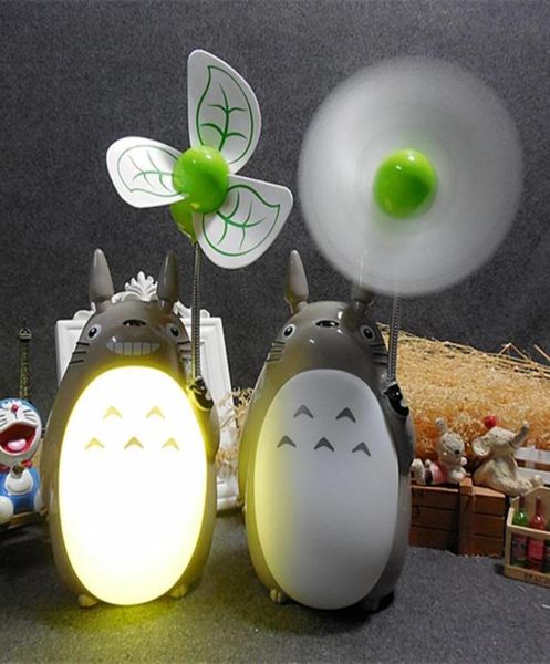 Llegadores de ventiladores eléctricos Lindo Totoro Desktop Fan Estudiantes Recargables Night Light1629331