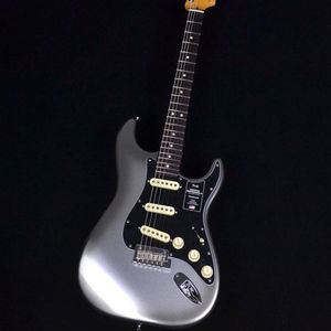 Guitare électrique American Professional II St Mercury